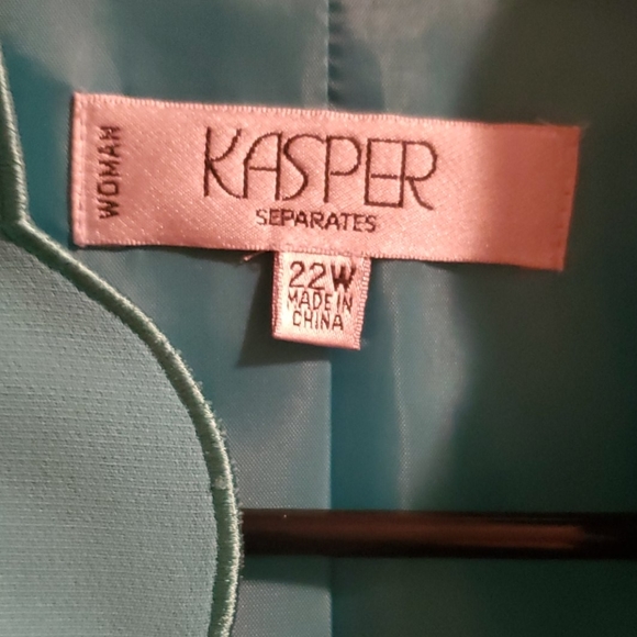 Jacket - Picture 2 of 4